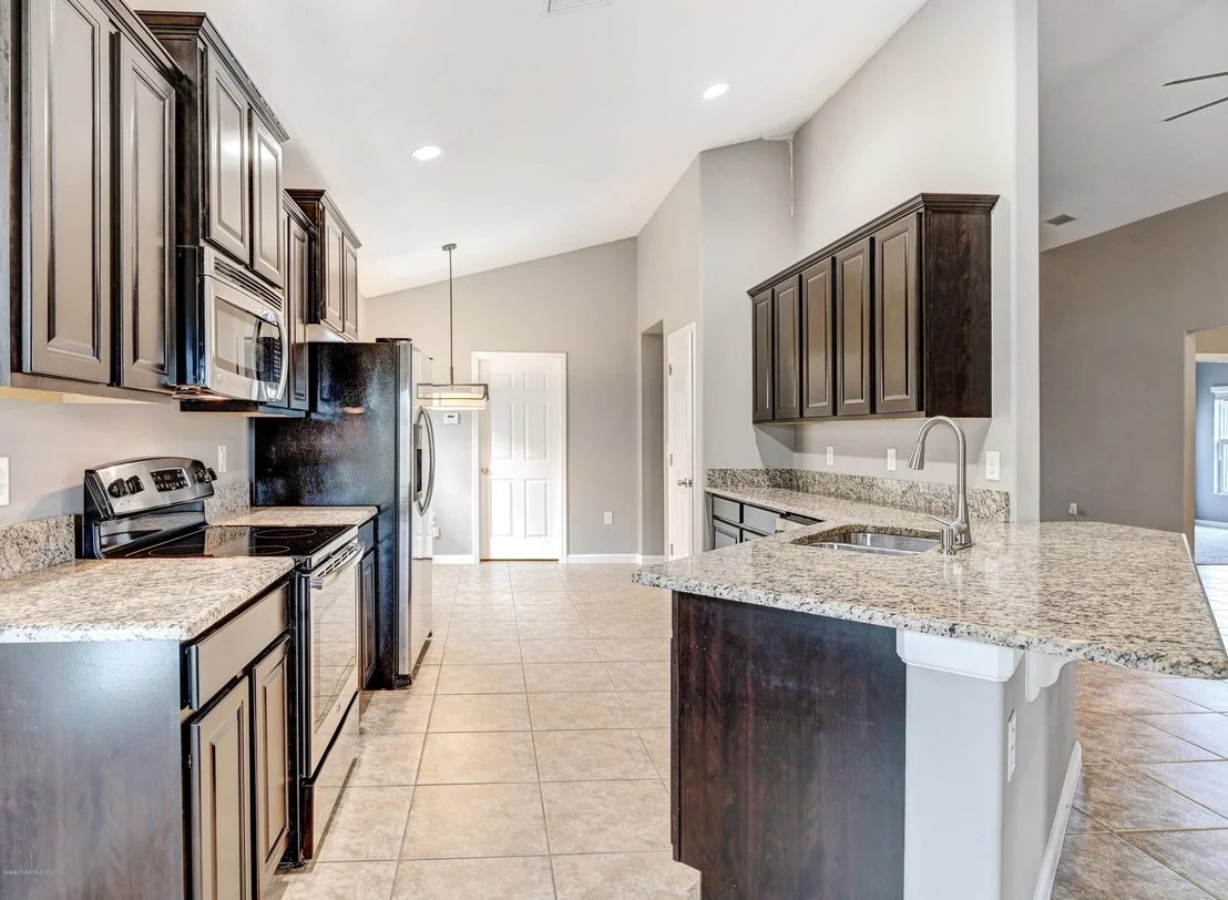 Photo of 1685 Litchfield Drive