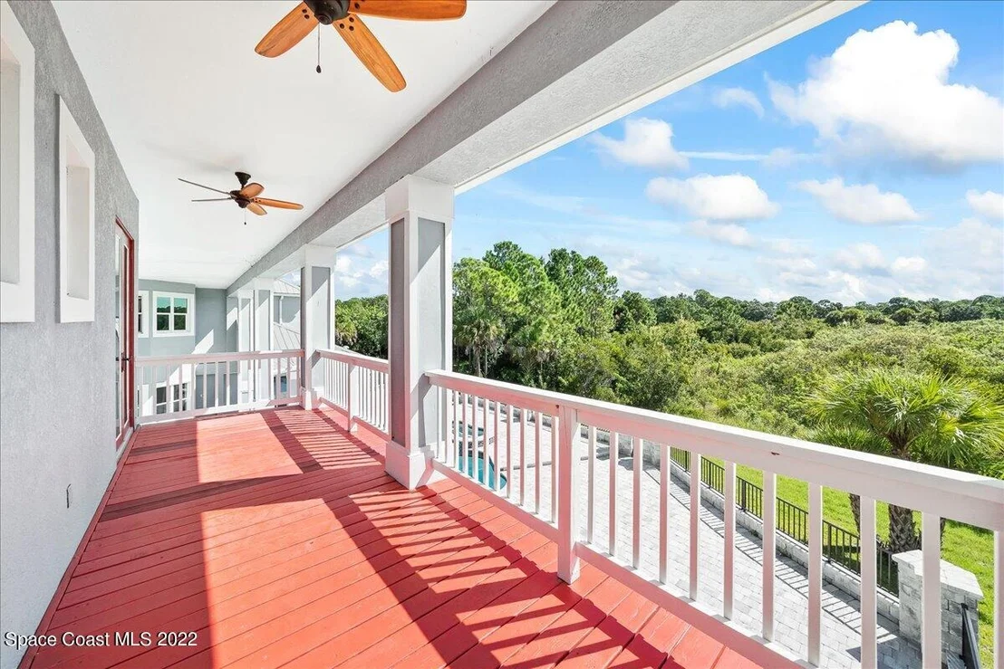 Photo of 5660 Willoughby Drive