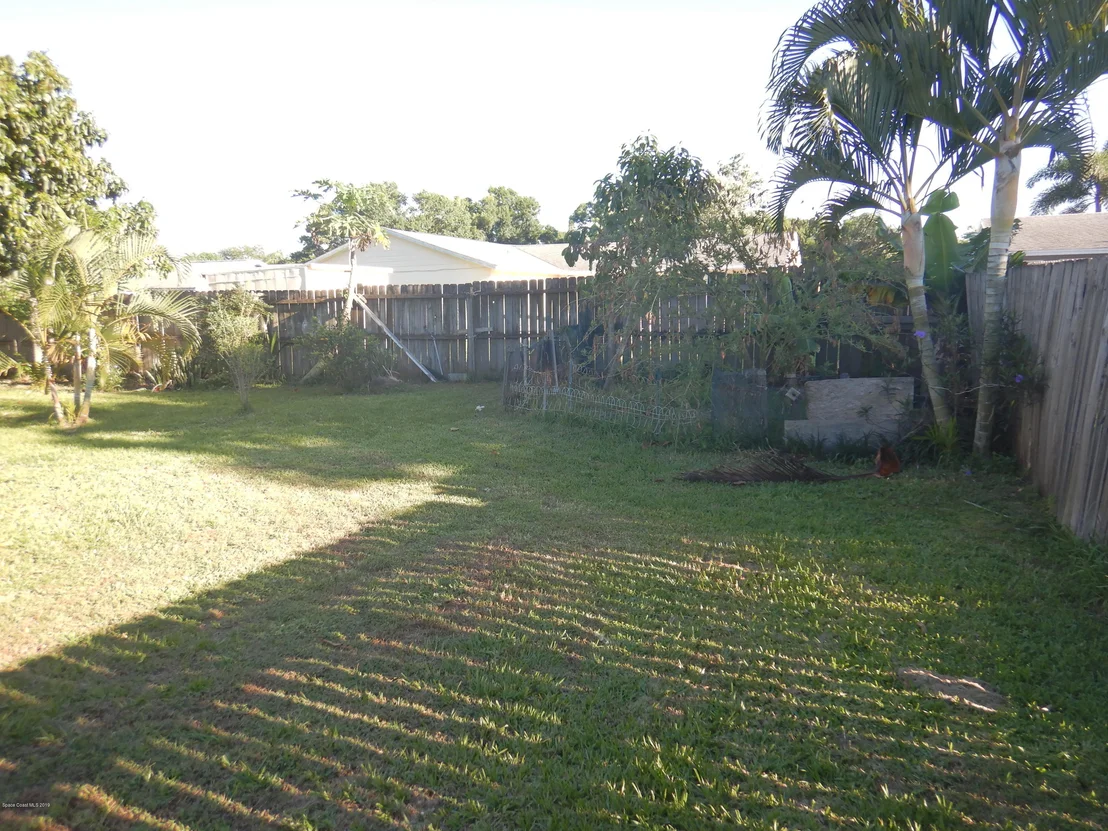 Photo of 2911 Pembroke Road