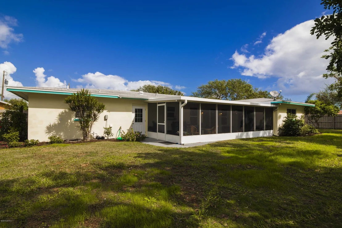 Photo of 1702 Bayshore Drive