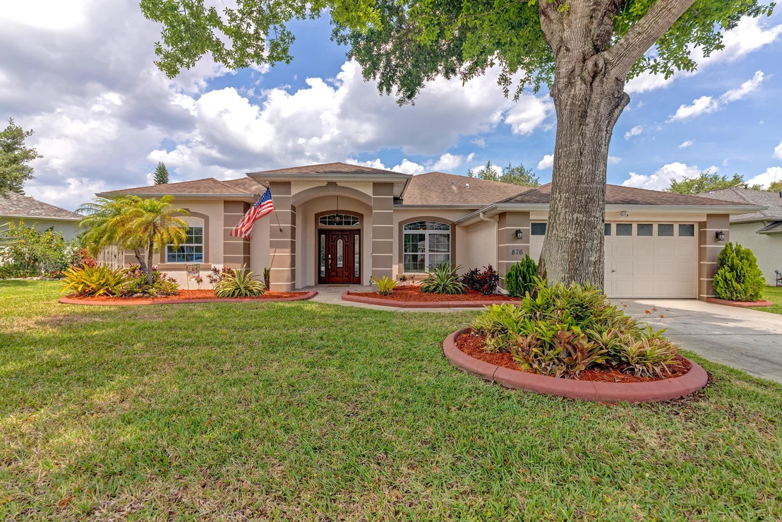 Photo of 876 Shoshone Lane