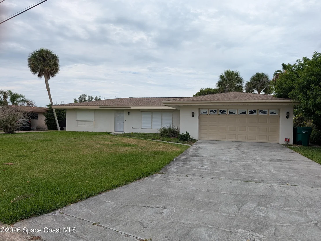 Photo of 597 Capri Road