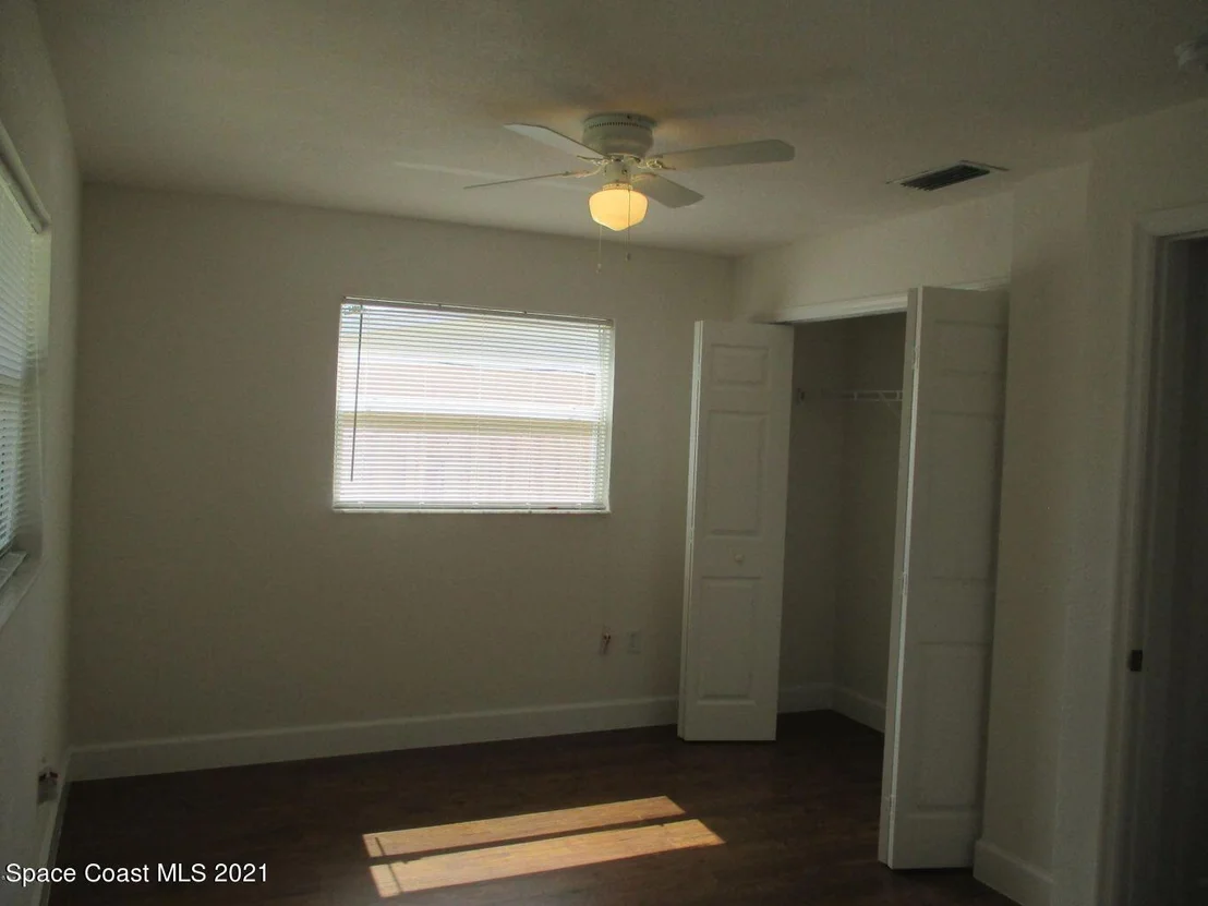 Photo of 2188 Leewood Boulevard