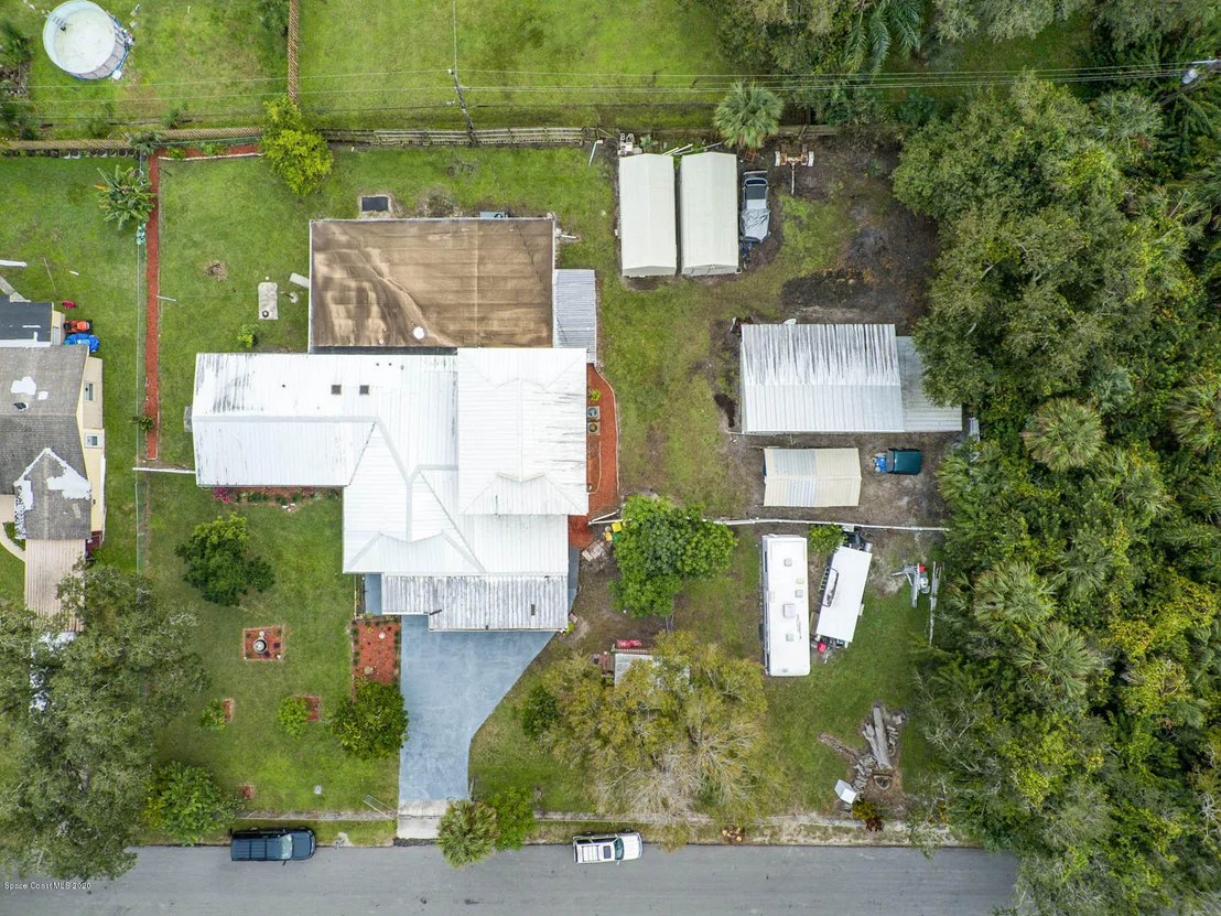 Photo of 2525 Coconut Drive
