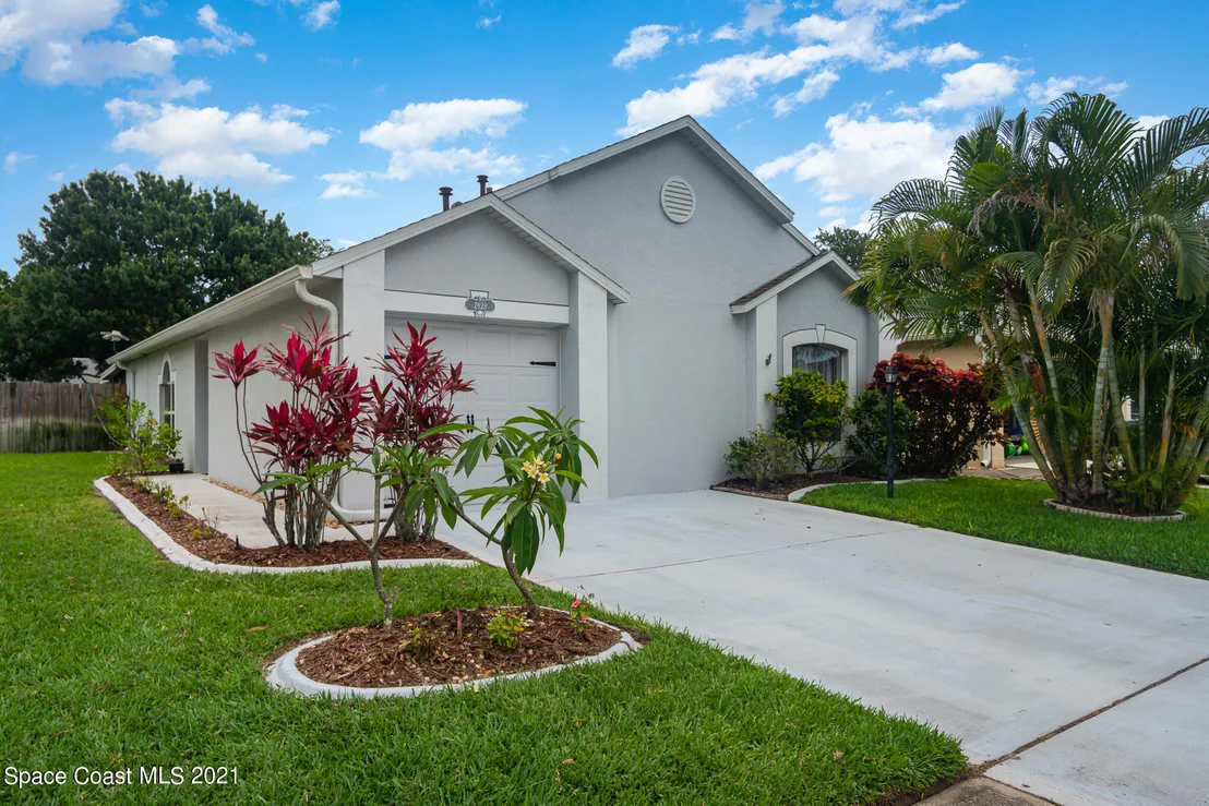 Photo of 2828 Maderia Circle