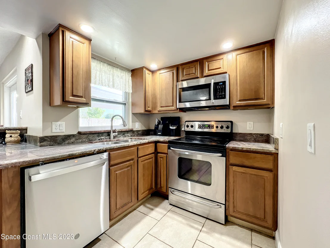Photo of 2900 Cooper Drive