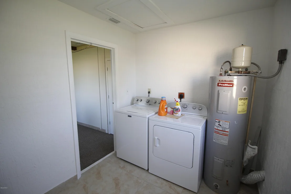 Photo of 1006 Cable Lane NE