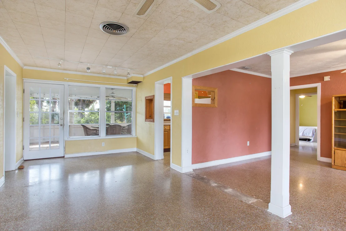Photo of 749 Everglade Drive