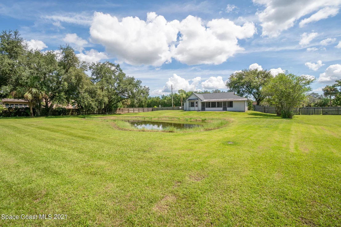 Photo of 4390 Alan Shepard Avenue
