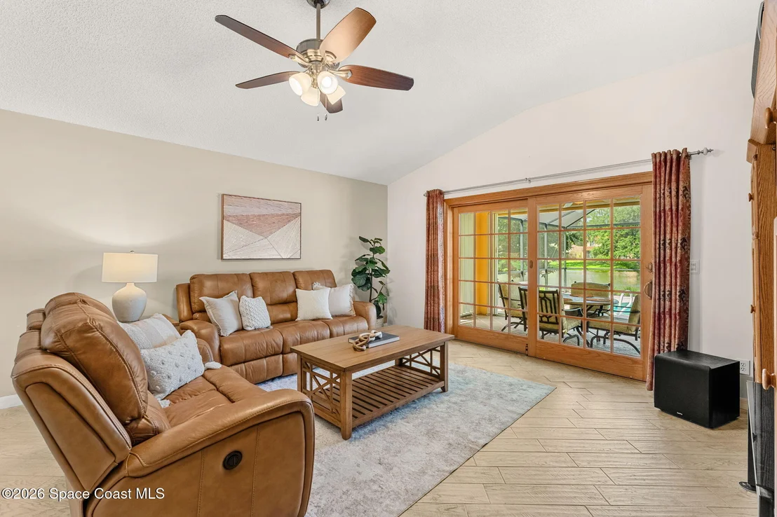 Photo of 992 Shaw Circle