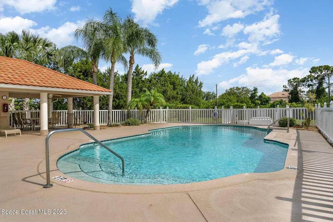 Photo of 7664 Candlewick Drive