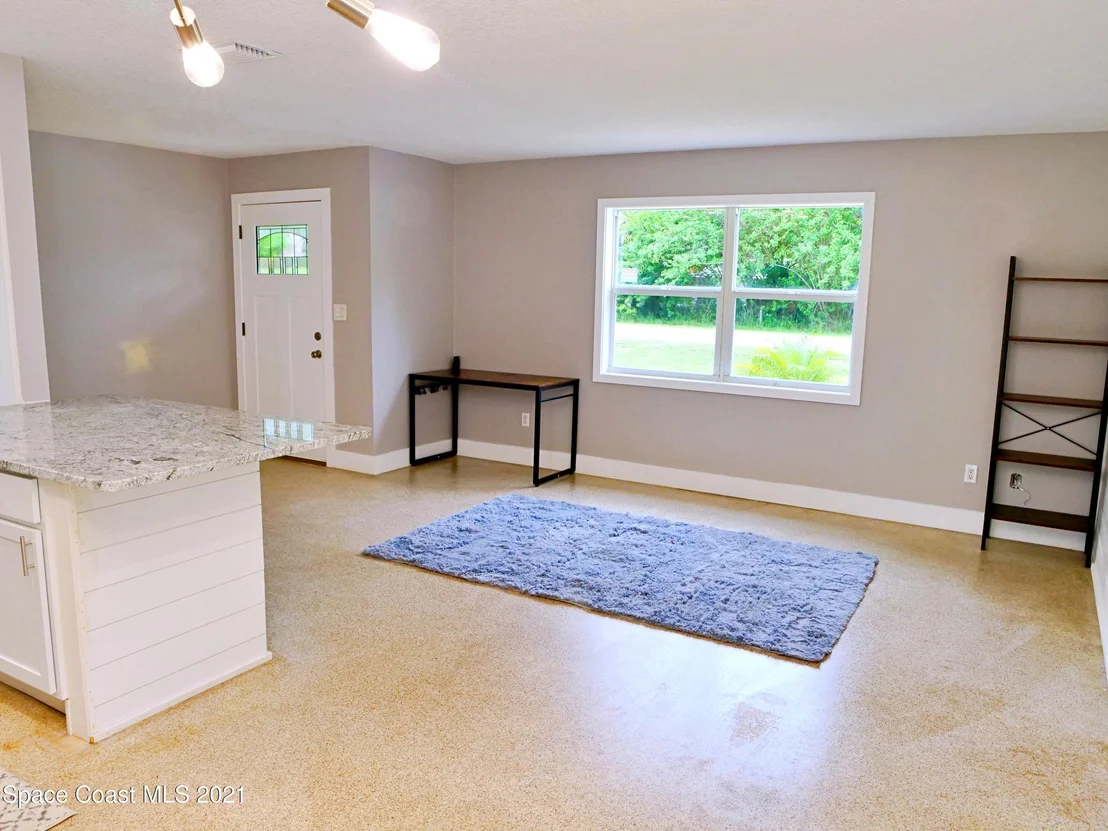 Photo of 175 Katherine Boulevard