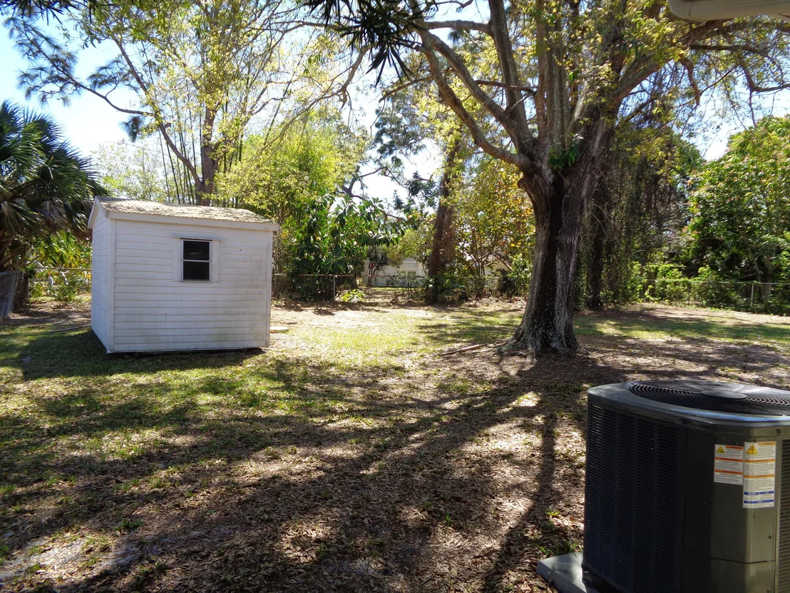 Photo of 1281 NE Bard Lane