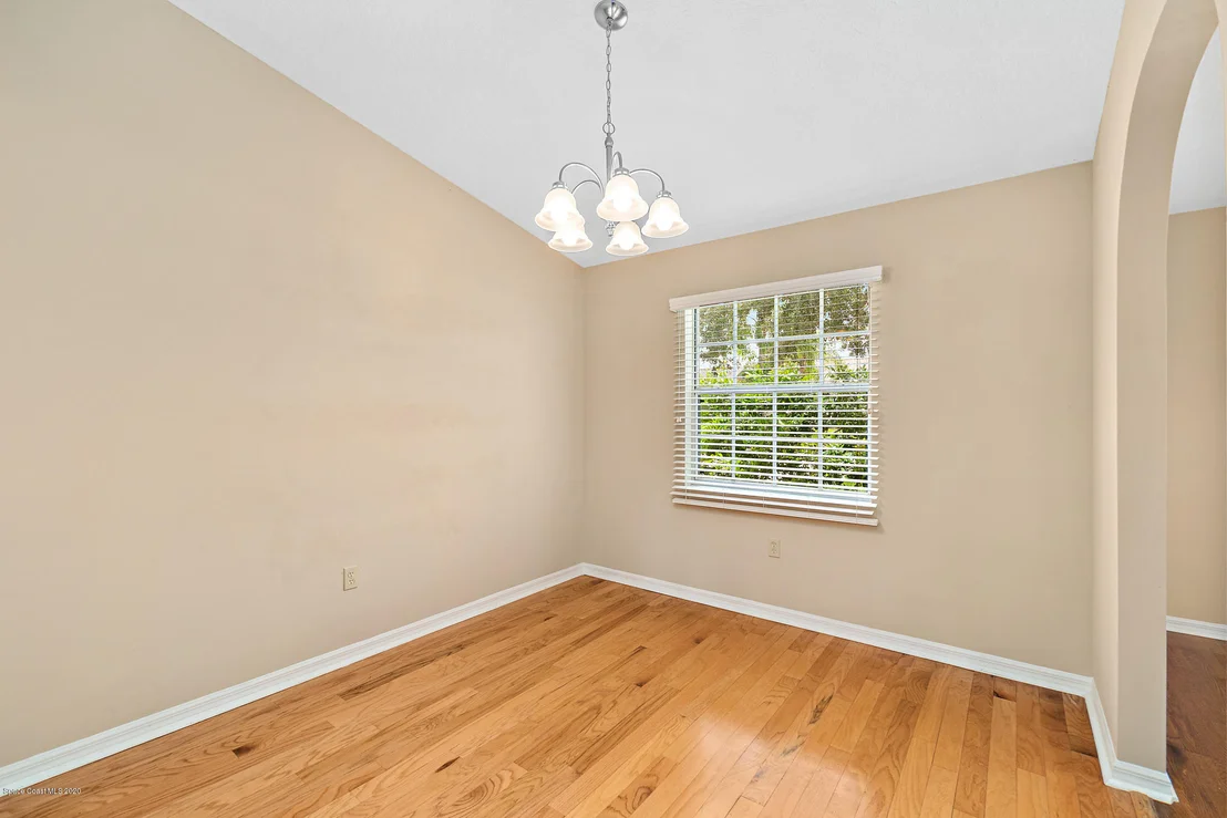 Photo of 1074 Red Bud Circle