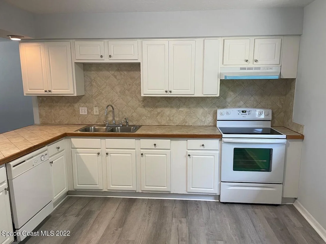 Photo of 712 Wisteria Drive