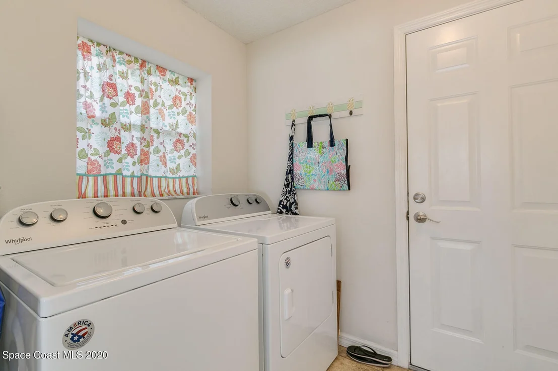 Photo of 1591 Whitman Drive