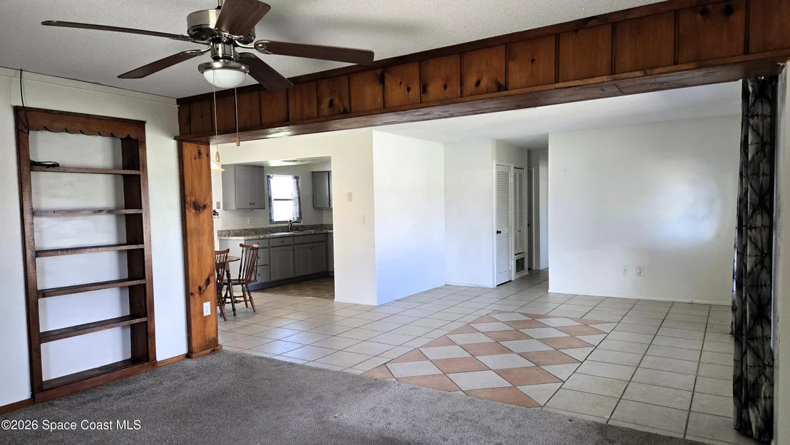 Photo of 940 Bacon Circle NE
