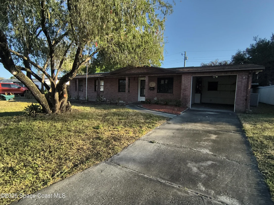 Photo of 2441 Lorna Drive