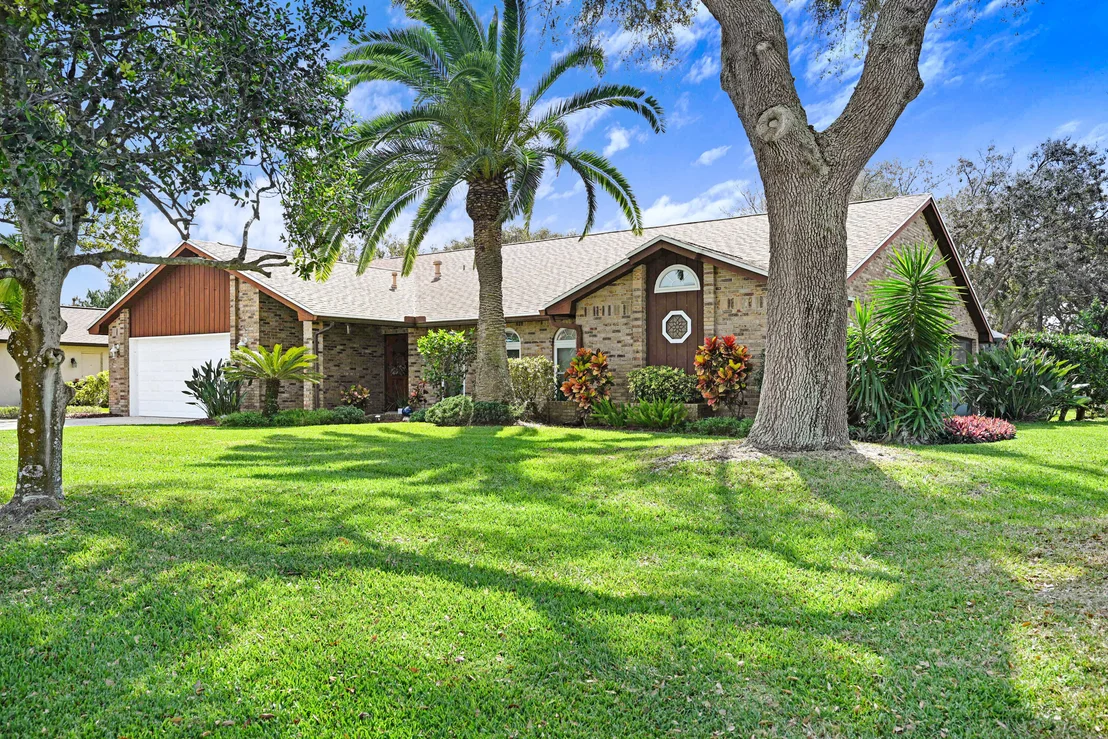Photo of 1374 Silver Lake Drive