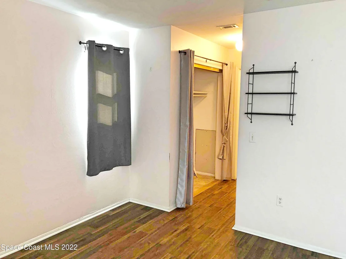 Photo of 955 Palm Street