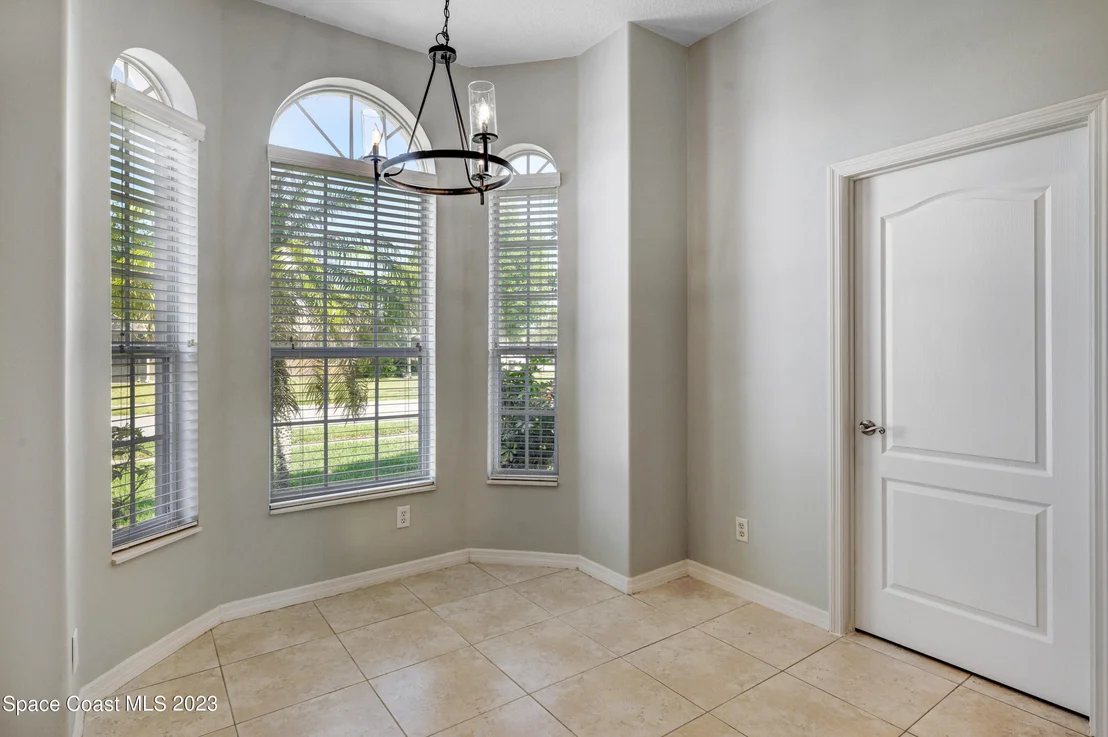 Photo of 3855 Waterford Drive