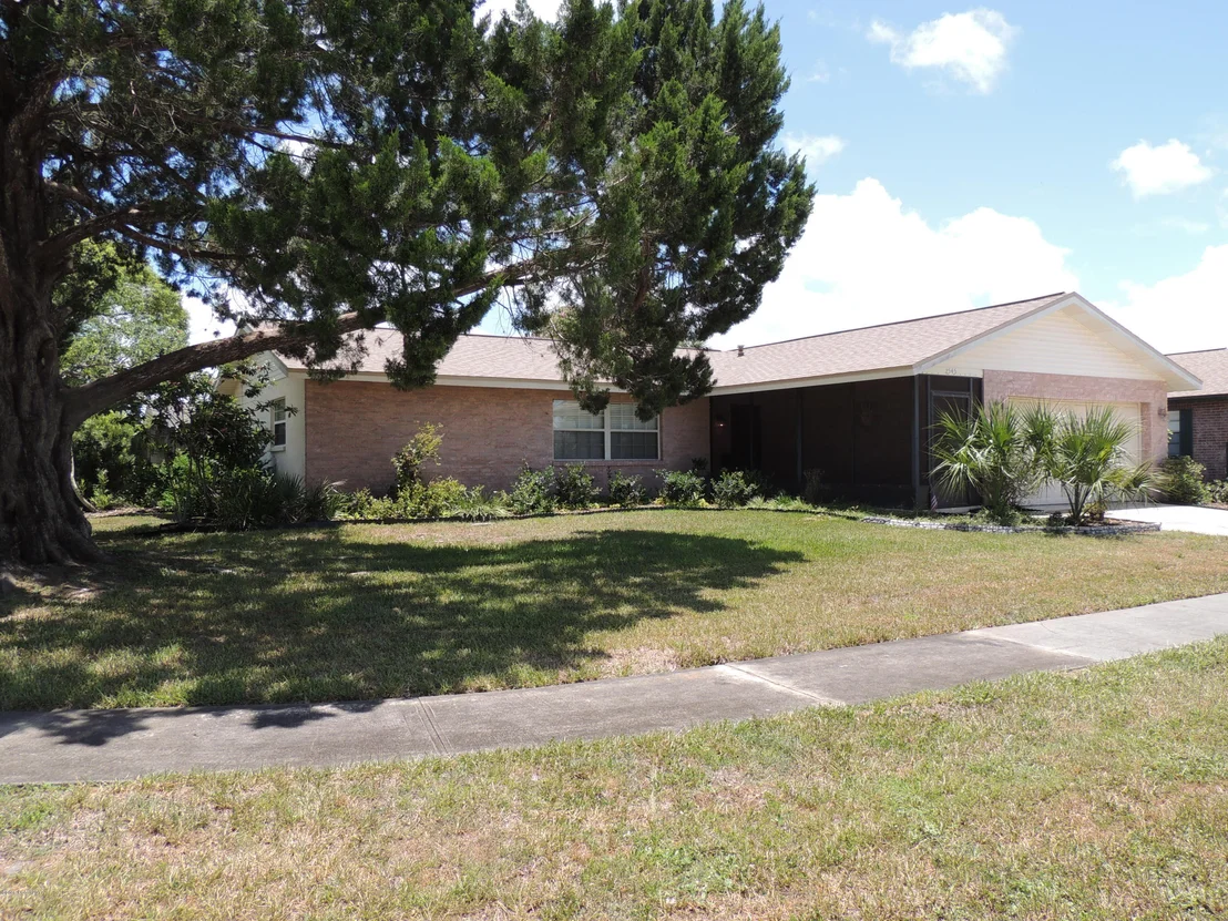 Photo of 2545 Corbusier Drive