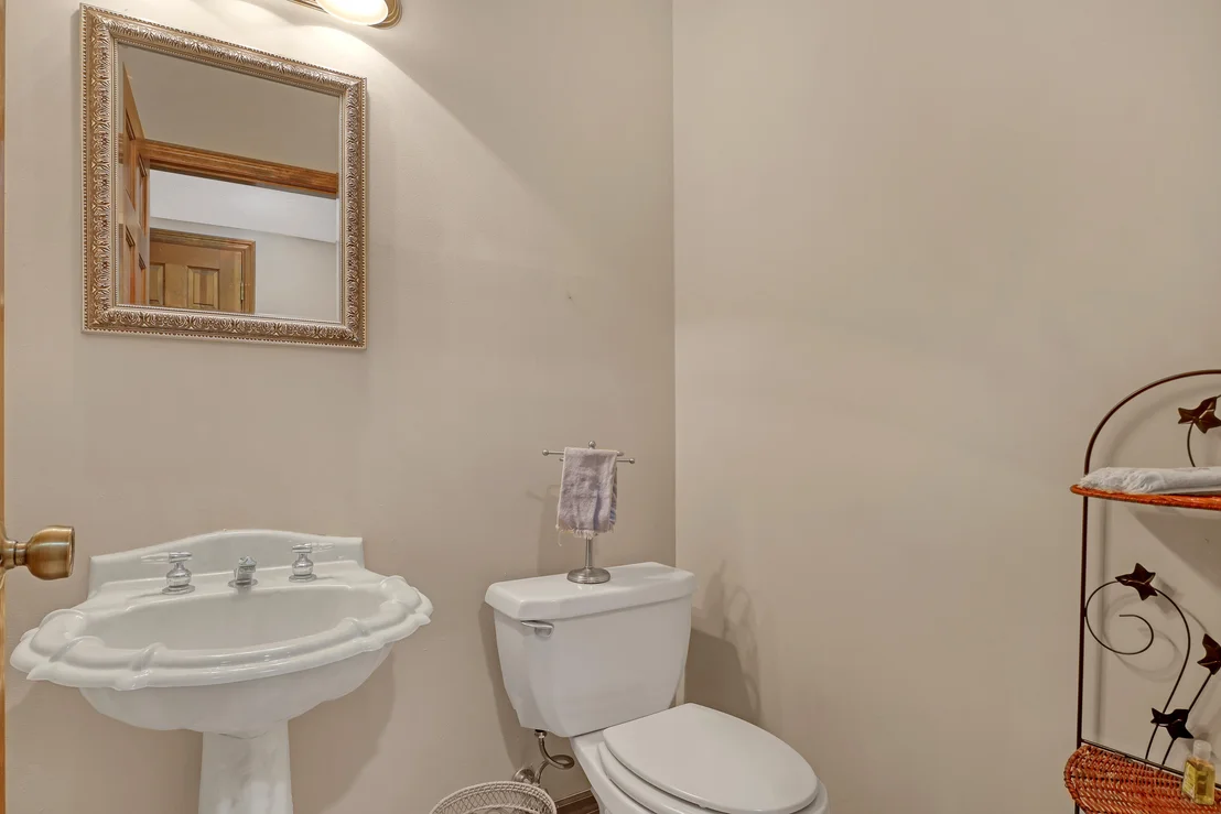 Photo of 561 Nightingale Drive