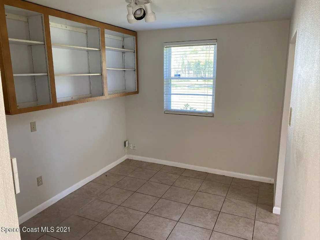 Photo of 2410 Malabar Road