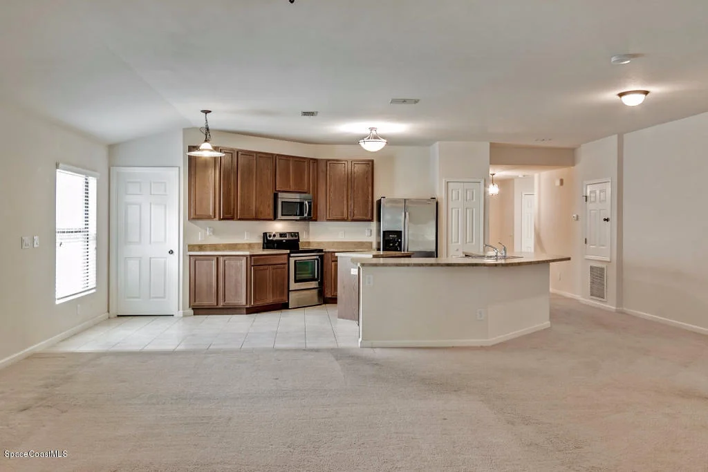 Photo of 534 Dryden Circle