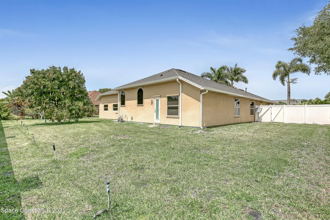Photo of 703 Peregrine Drive
