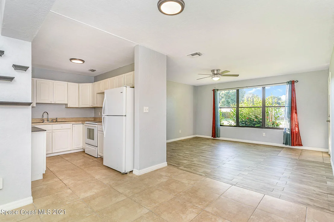 Photo of 1208 Myrtle Lane