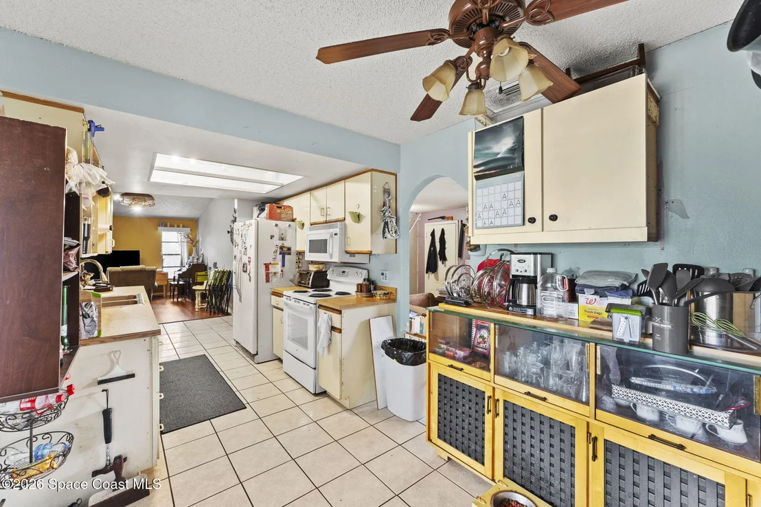 Photo of 988 Pineland Drive