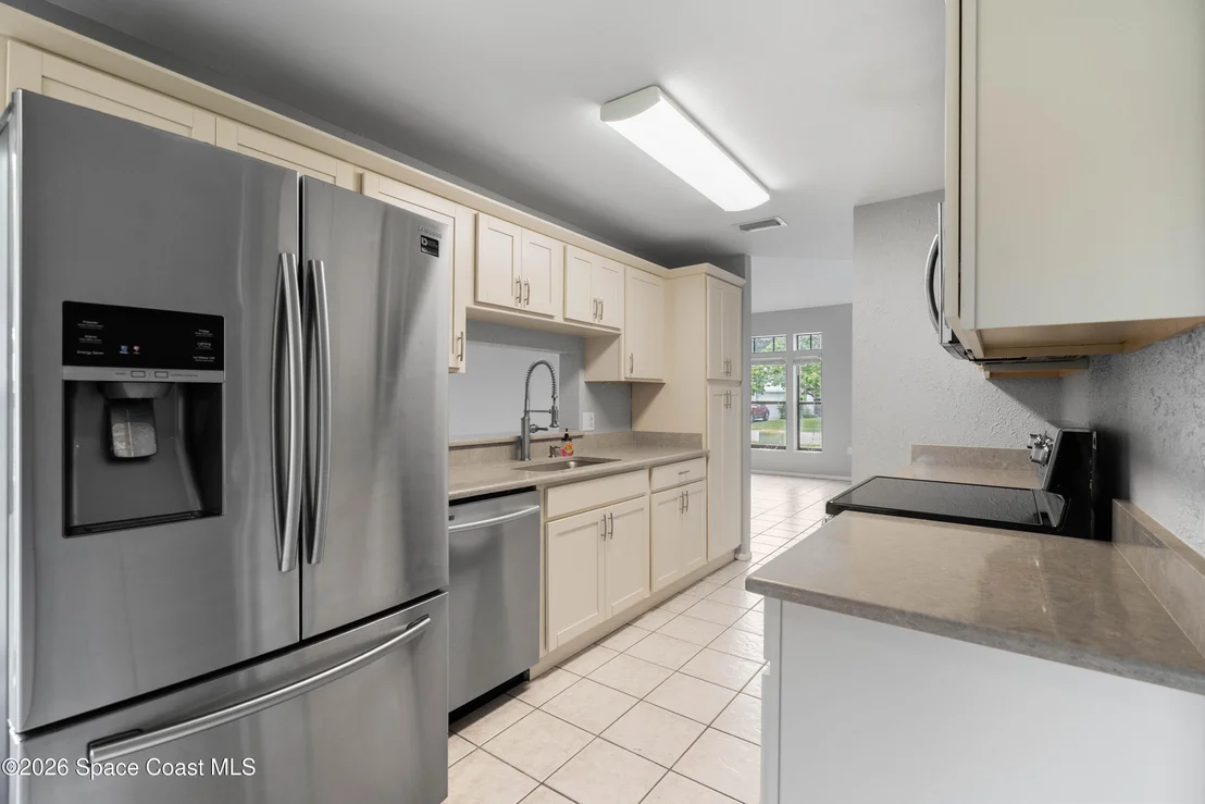 Photo of 1624 Clover Circle