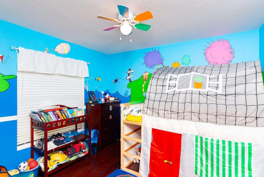 Photo of 564 Dryden Circle
