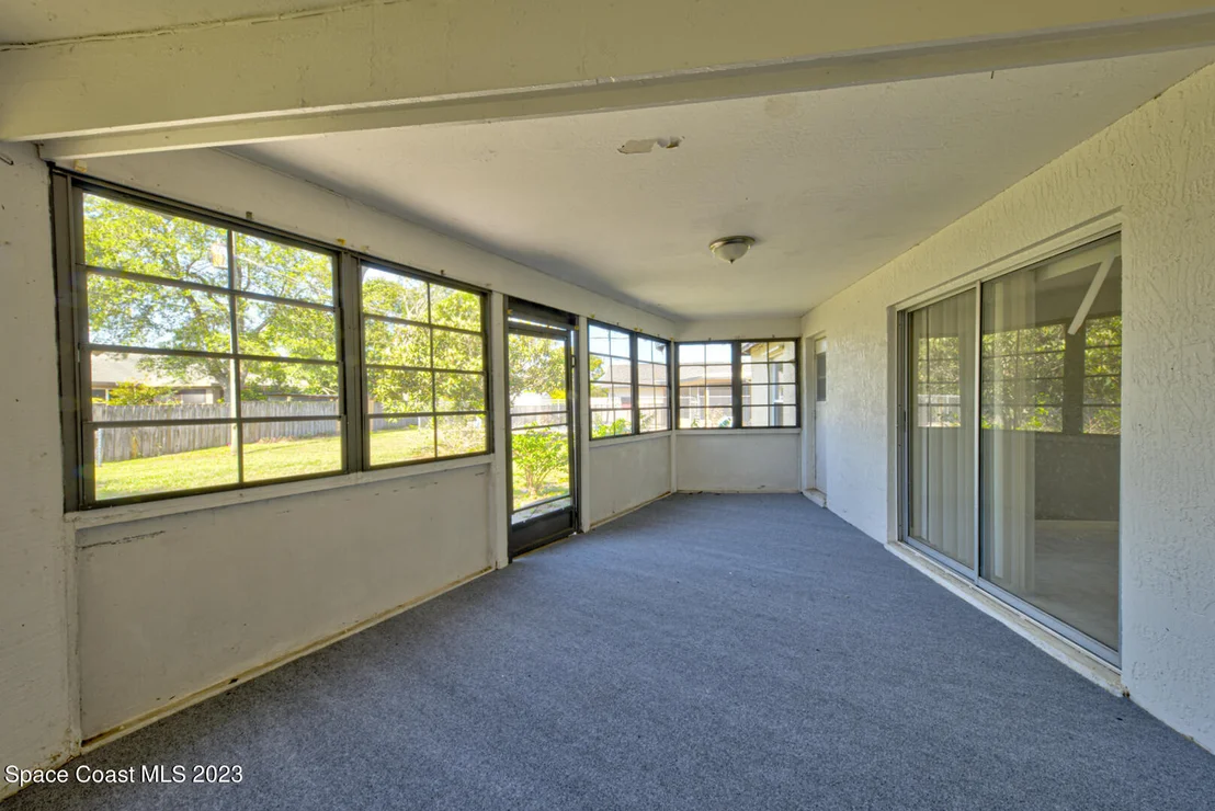 Photo of 1802 Fallon Boulevard NE