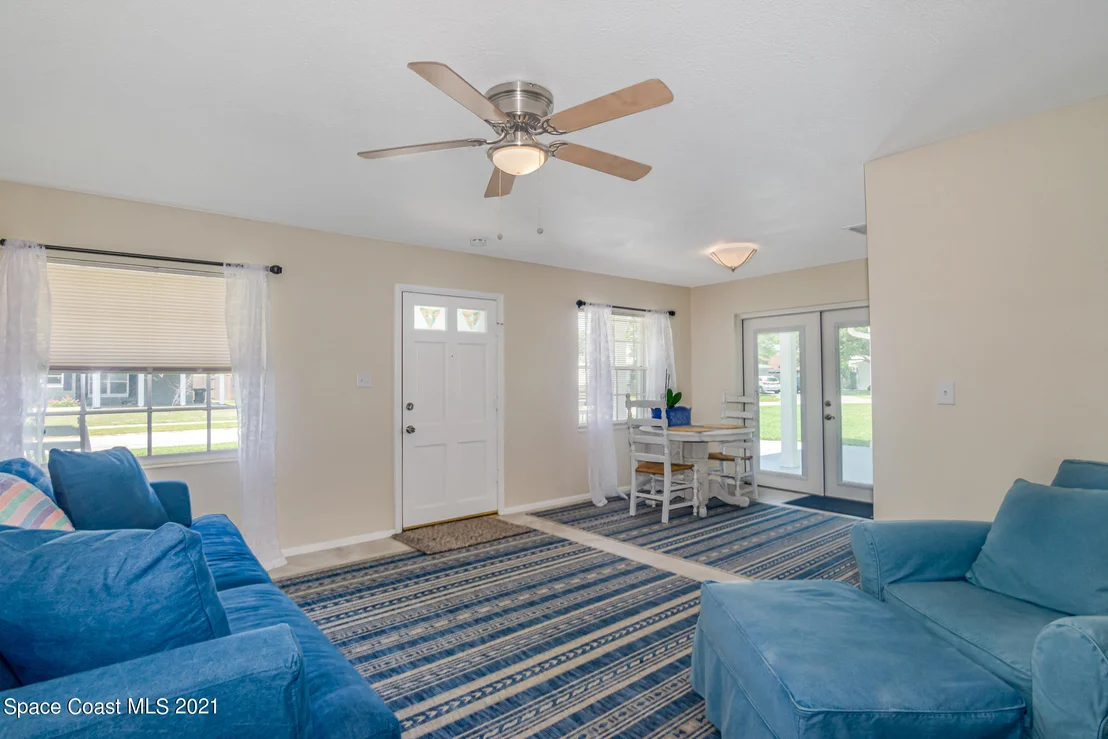 Photo of 983 Beacon Road
