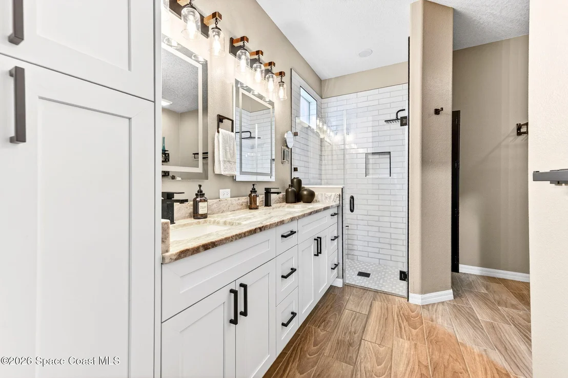 Photo of 1840 Bridgeport Circle