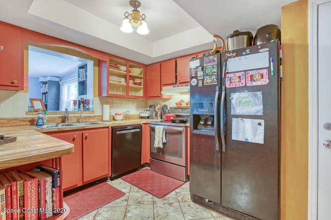 Photo of 2920 Corbusier Drive