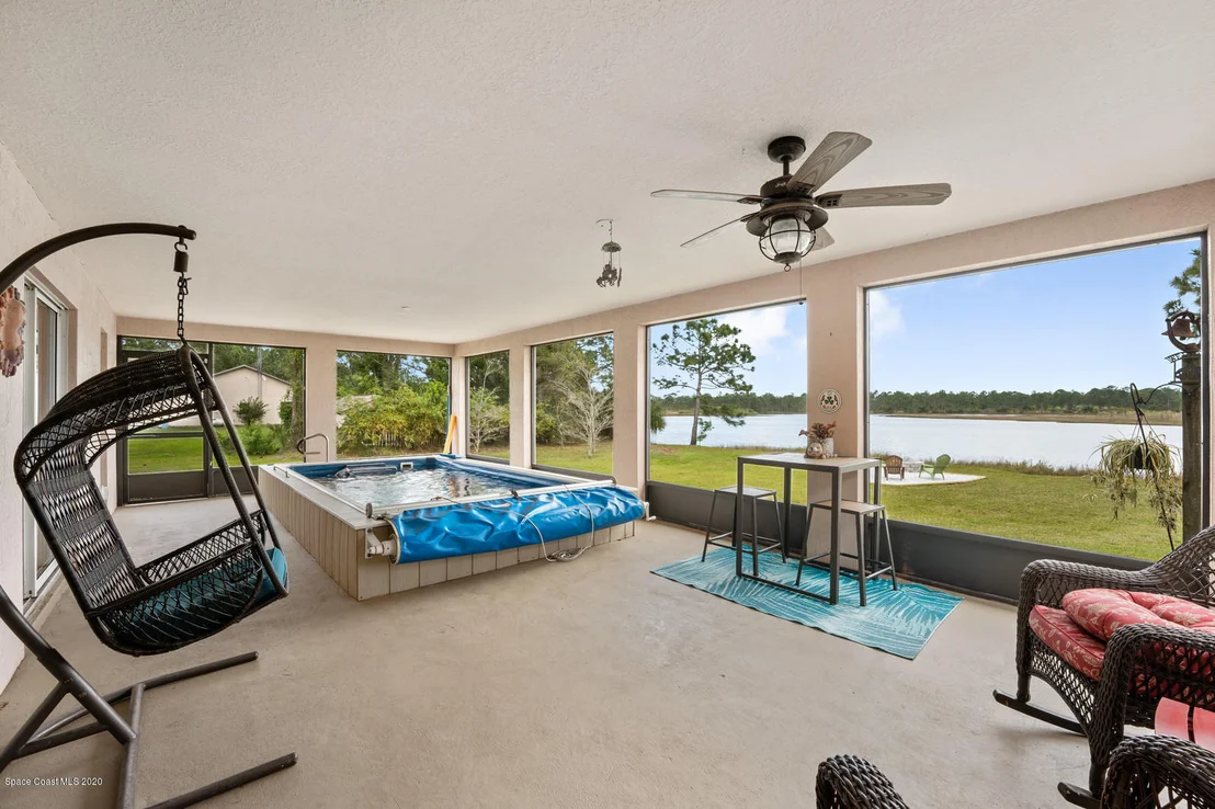 Photo of 1301 Grant Road