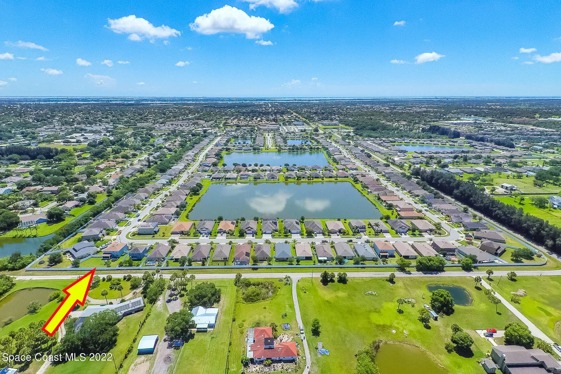 Photo of 1820 Bridgeport Circle