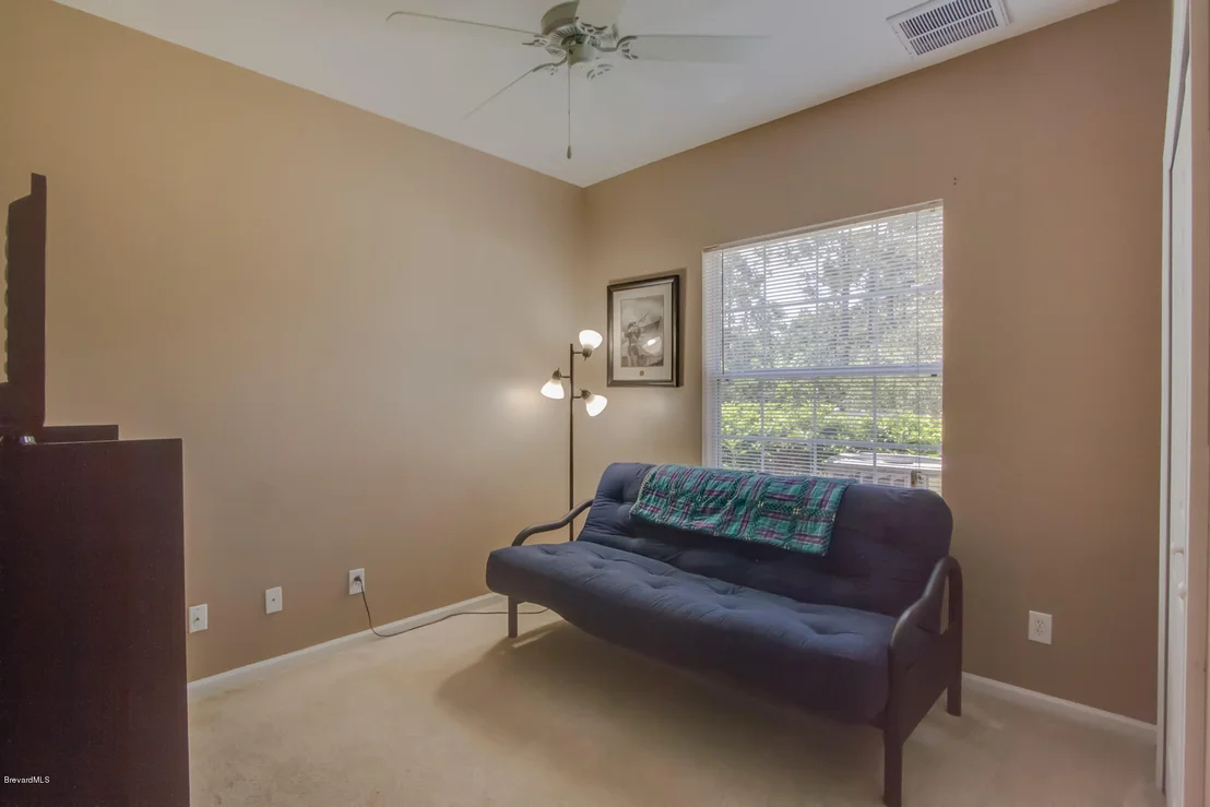 Photo of 228 SE Abernathy Circle