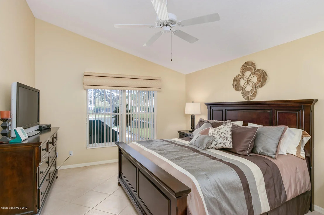 Photo of 3861 Saint Armens Circle