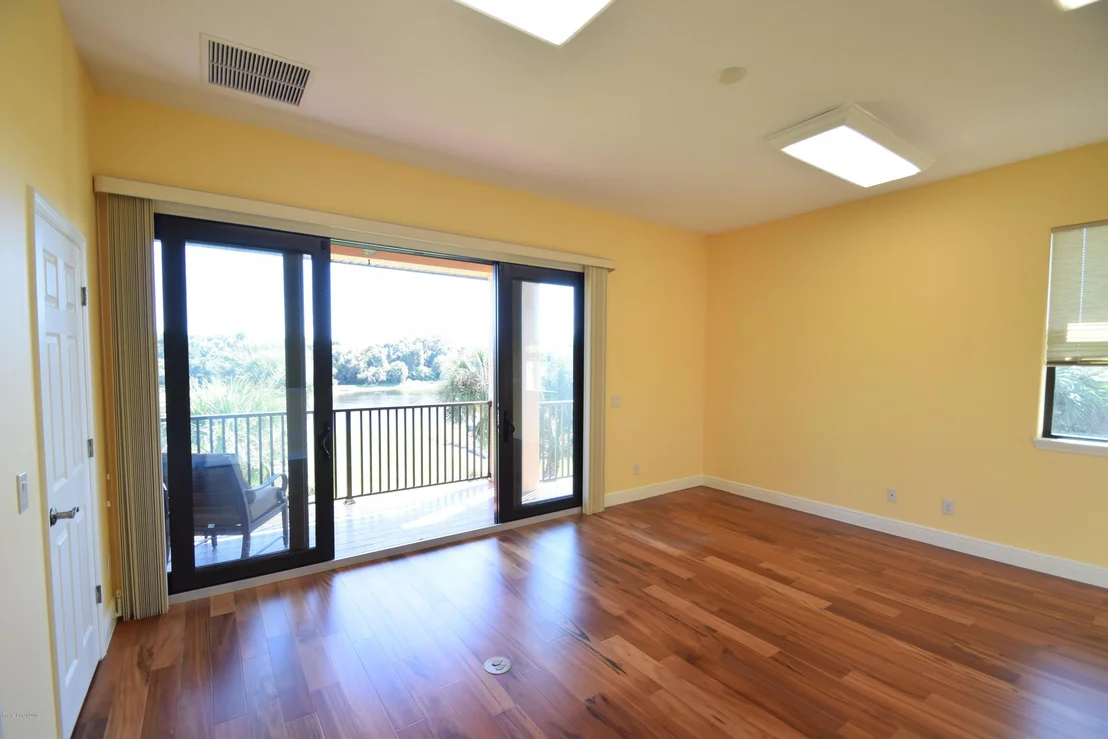 Photo of 1553 Nome Lane