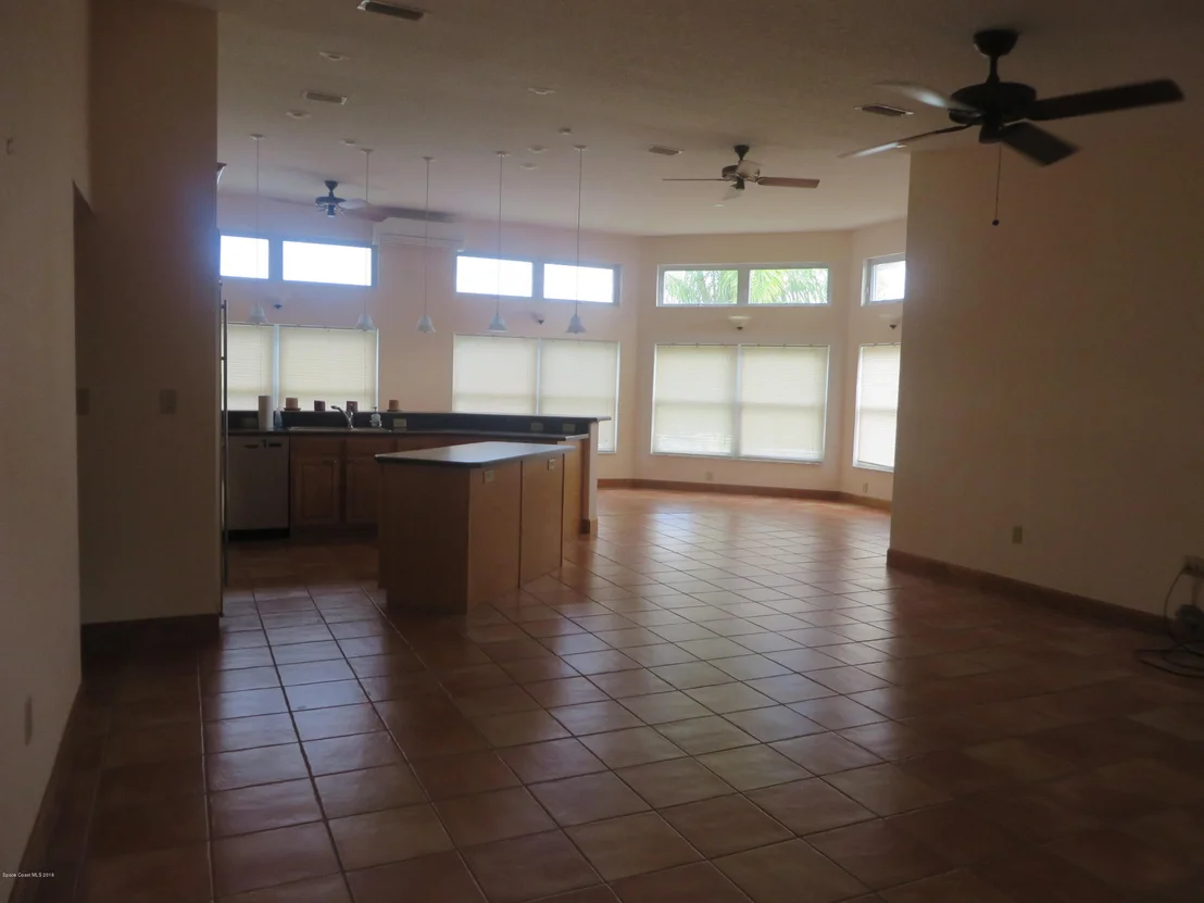 Photo of 344 Carmine Drive