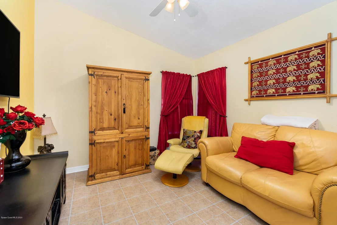 Photo of 7004 Hammock Trace Drive