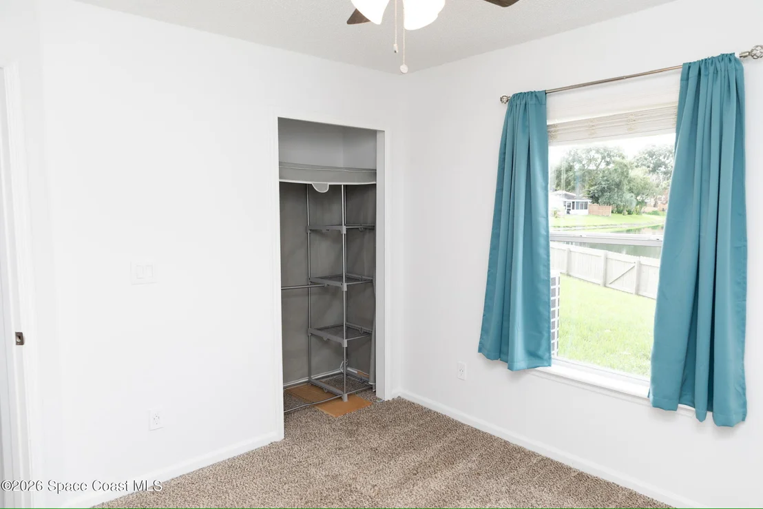 Photo of 1122 Hidden Cove Circle N