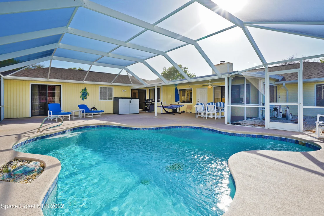 Photo of 1814 Oak Drive N