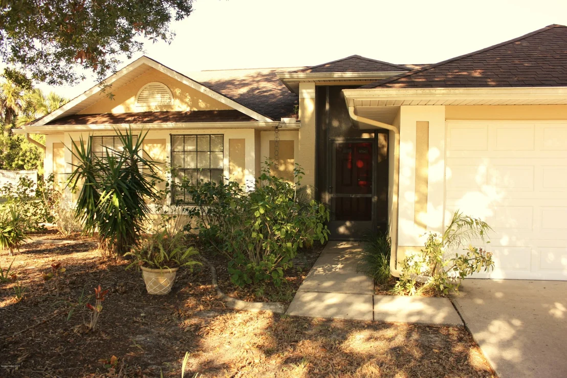 Photo of 1290 Ambra Drive