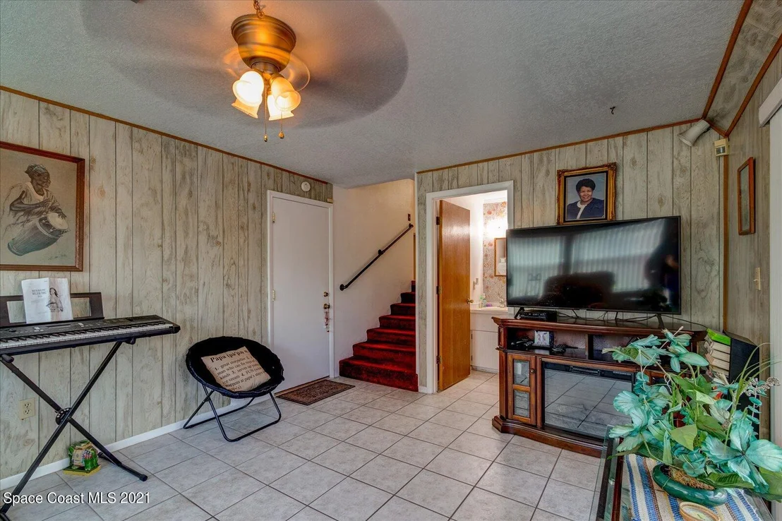 Photo of 46 Burlington Avenue