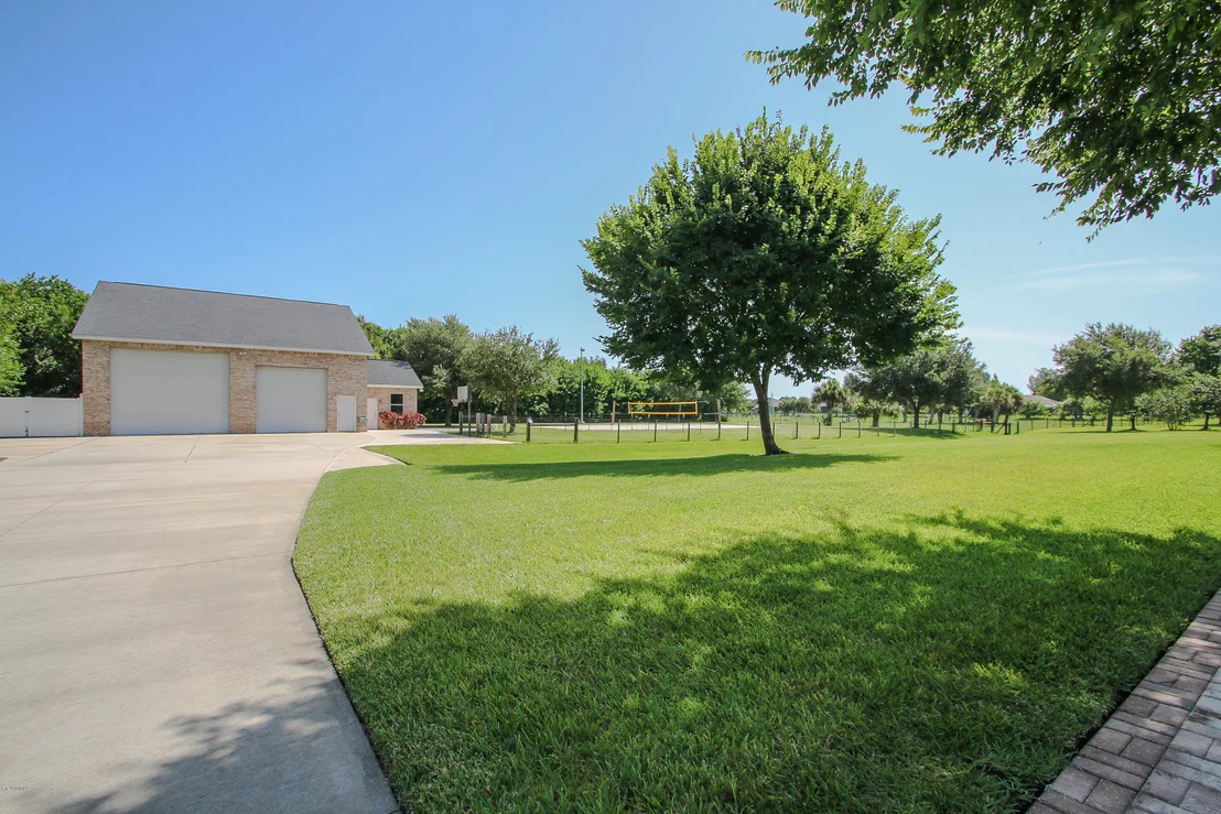 Photo of 1250 Tuckaway Drive